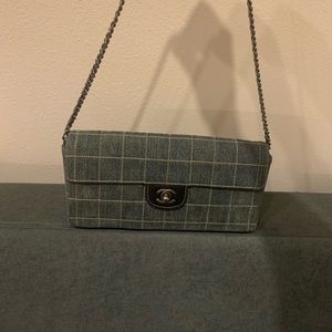 Vintage Chanel denim chocolate bar shoulder bag